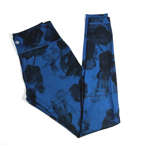 Lululemon Pants - Lululemon Womans Leggings Floral Size 6 Blue Black Abstract